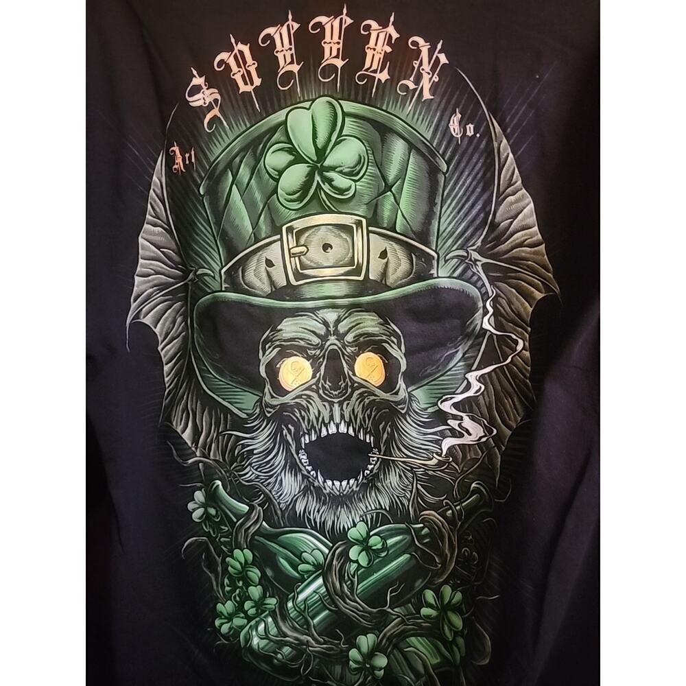 Sullen Art Collective Saint BattyShort Sleeve Men`s T-shirt‎ Medium A119